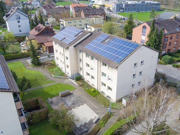 Lichtdurchflutete Wohnung mit Chemine