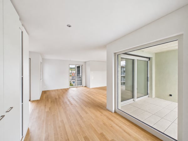 Familienfreundliche 3.5-Zimmer-Neubauwohnung mit Kindergarten im Areal 2
