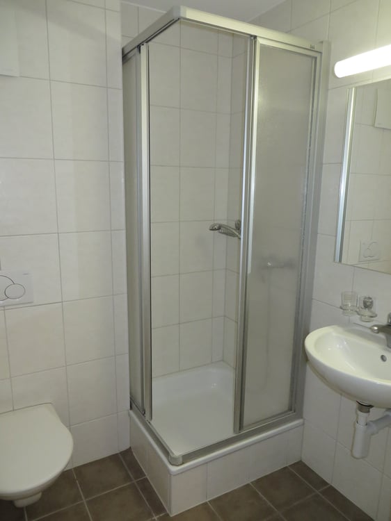 APPARTEMENT SPACIEUX ET CONTEMPORAIN 6