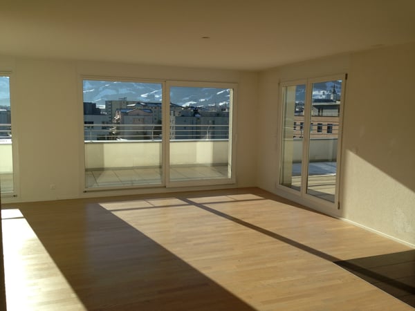 GRANDE TERRASSE ACCESSIBLE DEPUIS TOUTES LES PIECES ! 5