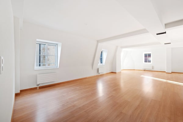 Schöne 2.5 Zimmer-Wohnung mitten im Herzen der Altstadt 3