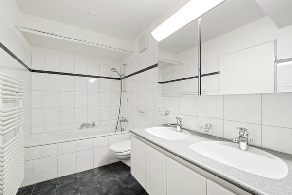 Schöne 2.5 Zimmer-Wohnung mitten im Herzen der Altstadt 6