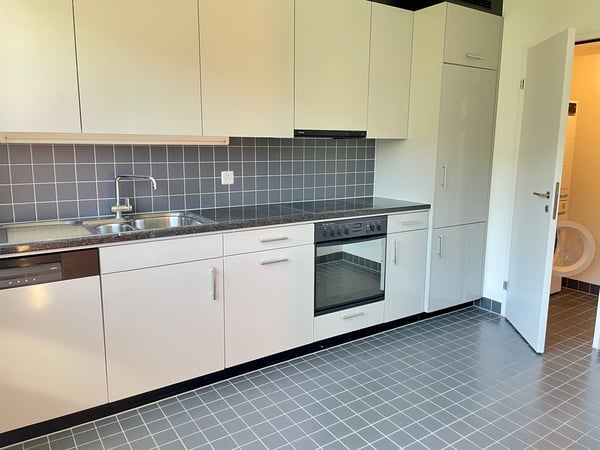 Grosse 3.5-Zimmerwohnung am Rösslimattweg 5