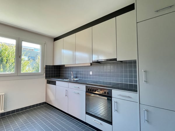 Grosse 3.5-Zimmerwohnung am Rösslimattweg 6