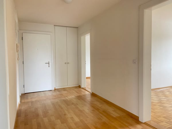 4 Zimmer-Wohnung im 6. OG 9
