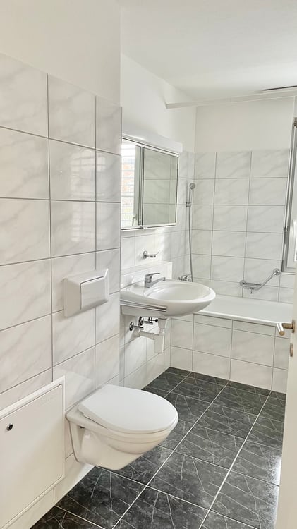2-stöckige Wohnung, zusätzlich interner Estrich 56 m2 im OG 3