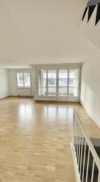 2-stöckige Wohnung, zusätzlich interner Estrich 56 m2 im OG 5