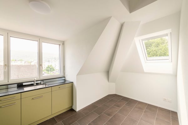 Moderne Dachwohnung mit Quartiercharakter 2