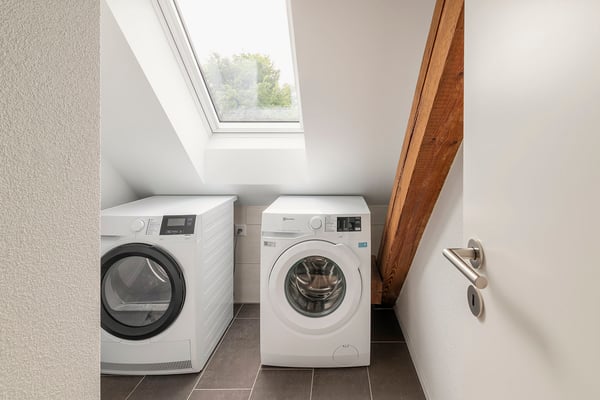 Moderne Dachwohnung mit Quartiercharakter 5