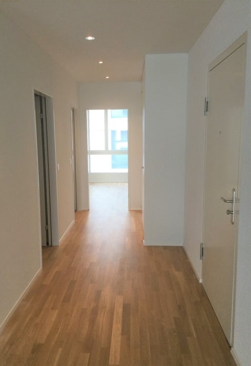 grosszügige 2.5-Zimmerwohnung an zentraler Lage 6