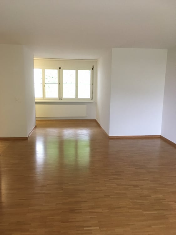 Moderne 3 1/2-Zimmerwohnung mit 2 Nasszellen und Sitzplatz 7