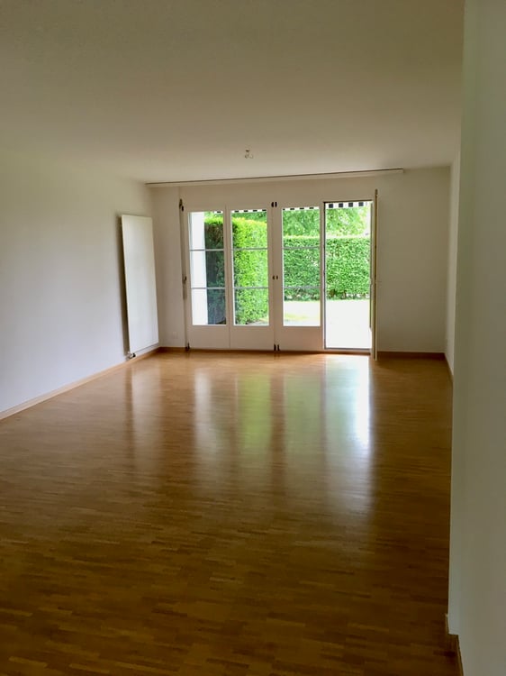 Moderne 3 1/2-Zimmerwohnung mit 2 Nasszellen und Sitzplatz 6