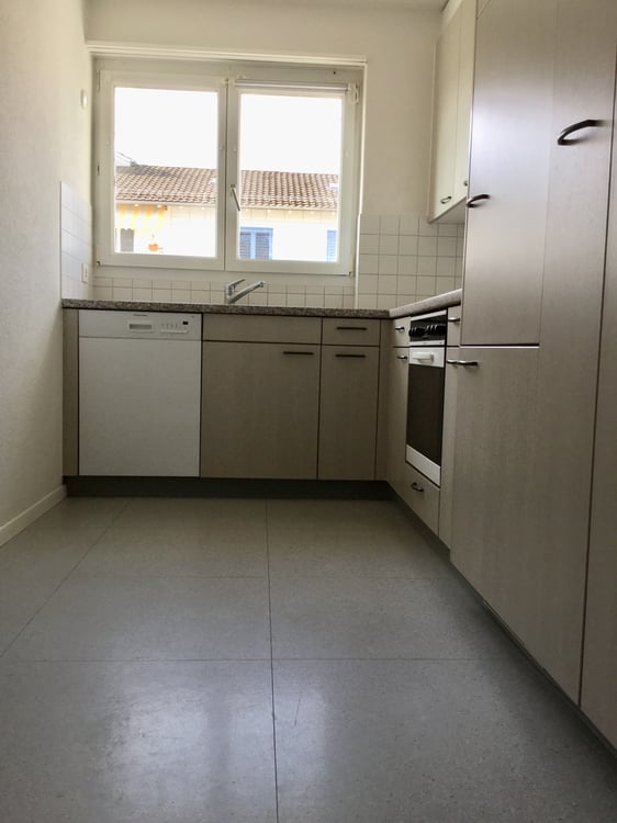 Charmante Wohnung mit Balkon sucht neue Mieterschaft ... 2