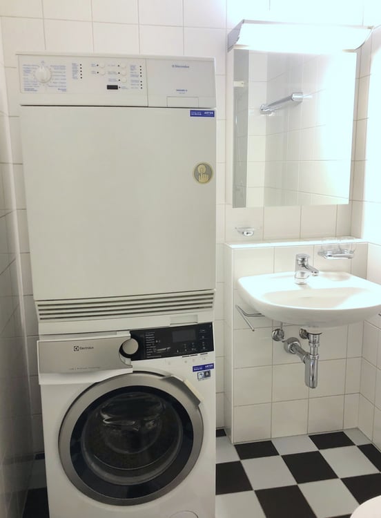 2.5-Zimmerwohnung im EG mit Gartensitzplatz 8