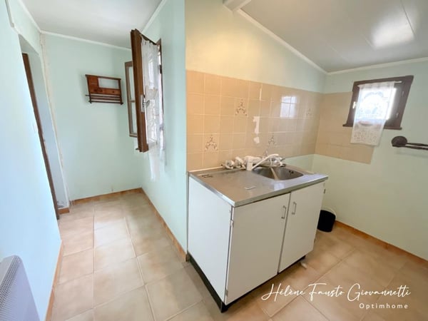 Appartement 3 pièces avec jardin privatif, terrasse vue montagne et 10