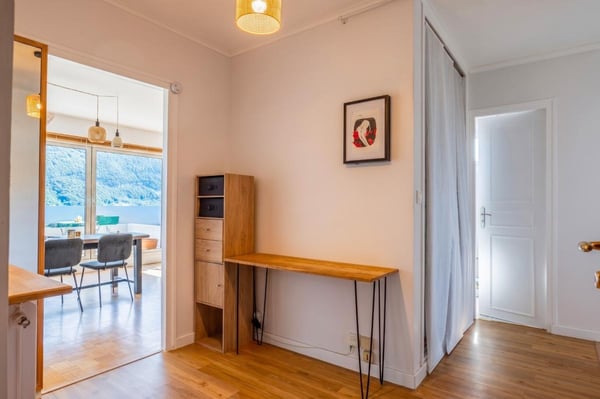 Attique traversant - Vue panoramique Mont-Blanc & Jura - 101 m² - 4