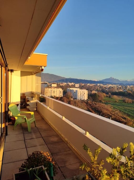 Attique traversant - Vue panoramique Mont-Blanc & Jura - 101 m² - 10