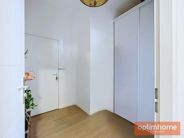 EXCLUSIVITE : VILLEJUIF - 77 M² + 120 M² DE TERRASSE & JARDIN ESPRIT 6