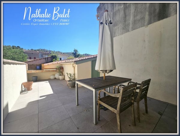 APPARTEMENT T3 AVEC TERRASSE À SAINT-CHINIAN - CENTRE-VILLAGE, AU 1