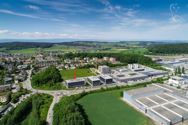 Immeuble commercial à Corminboeuf 2