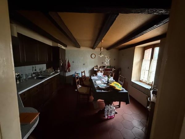 Maison de village à FORT potentiel de valorisation 2