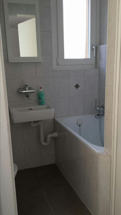 Immeuble de rendement ? 8 appartements entièrement loués ? Saint-Imier(BE) 9