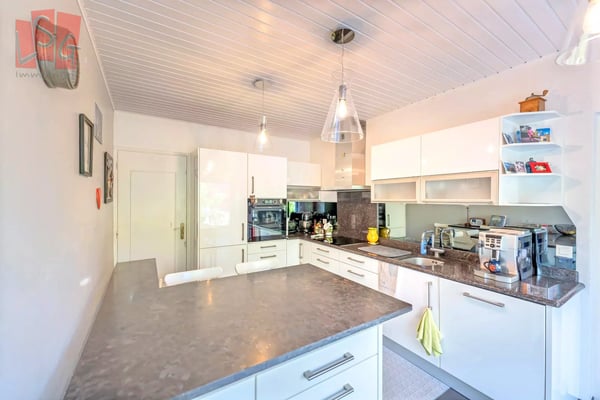 Belle villa familiale de 152 m² à Challex avec piscine 6