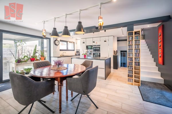 Villa moderne de 4 chambres à Saint-Cergue 4