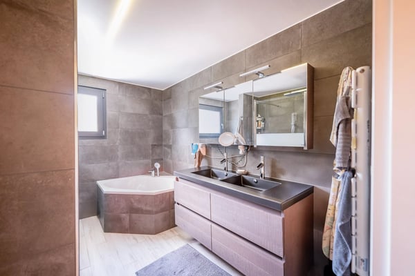Villa moderne de 4 chambres à Saint-Cergue 8