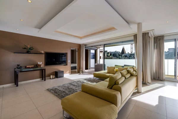 Exclusivité - Superbe attique contemporain au coeur de Saint-Jean 1