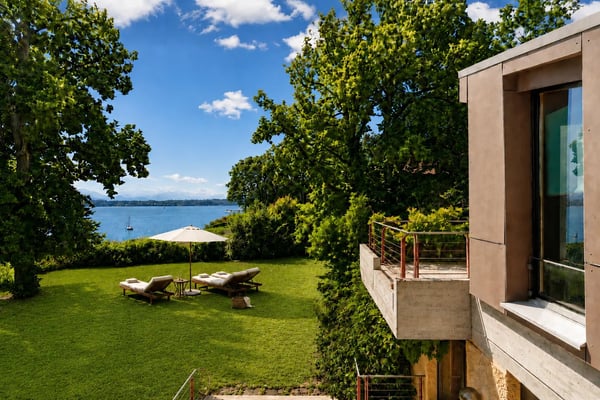 Propriété d'architecte face au Léman 2