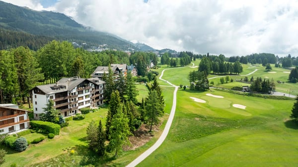 Appartement lumineux face aux panoramas alpins 1
