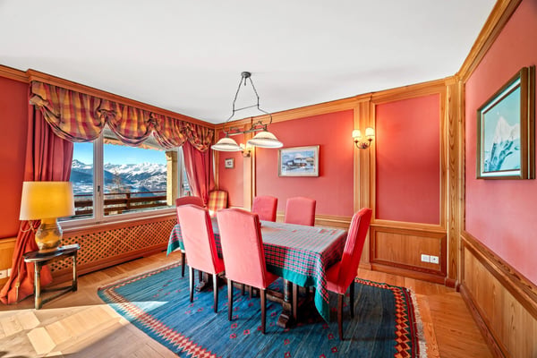 Appartement lumineux face aux panoramas alpins 3