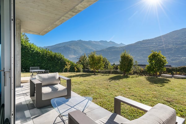 Une signature architecturale sur les hauteurs de Sion 7