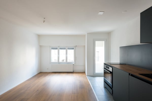 Appartement de 1,5 pièce en plein centre, à 1.2 km de l'Unine 3