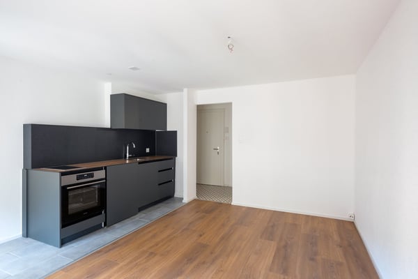 Appartement de 1,5 pièce en plein centre, à 1.2 km de l'Unine 4