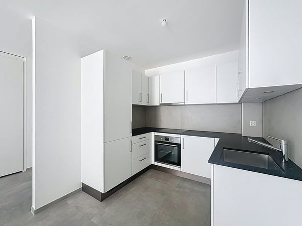 Appartement moderne de 2.5 pièces avec balcon à Sion 3