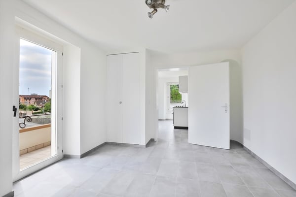 Appartement 2.5 pièces rénové à proximité de l'EPFL 1