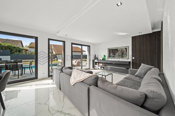 France voisine, Villa neuve individuelle avec piscine 9