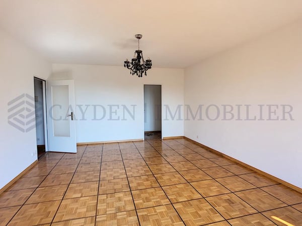 Opportunité pour investisseurs : studio loué très bien situé à Frontenex 3