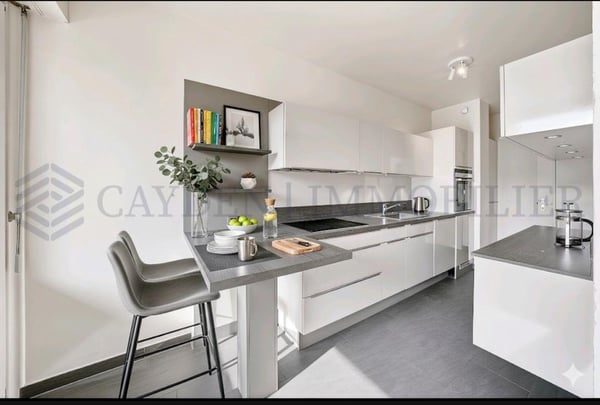 Exclusivité !! Agréable 1 pièces traversant 1