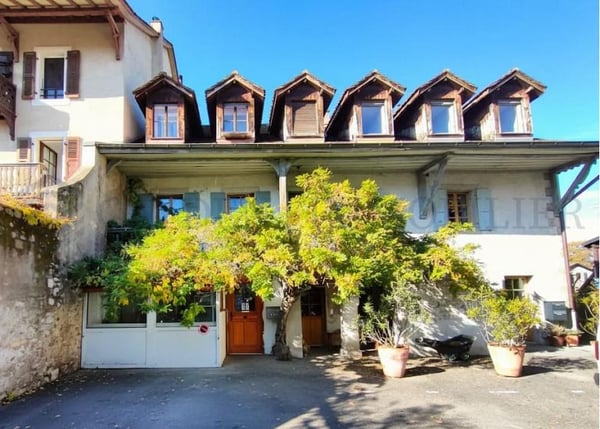 Charmante maison villageoise à fort potentiel 1