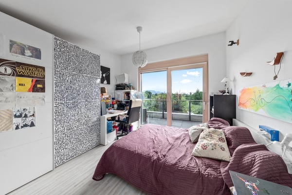 Charmante villa jumelée Minergie avec superbe jardin arboré ! 10