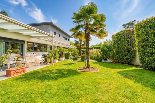 Superbe villa moderne avec piscine 1