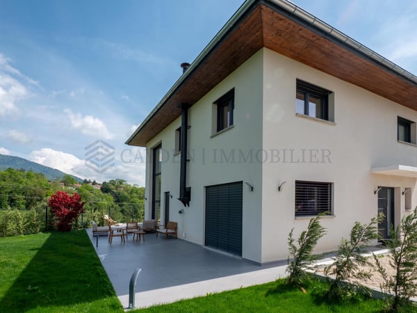 Belle villa récente individuelle de 4 chambres 8