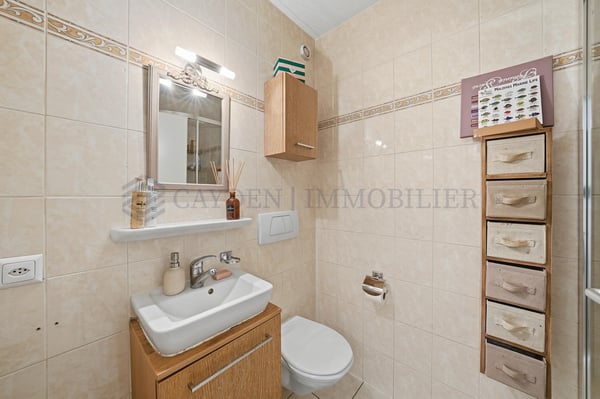 Exclusivité !! vaste 7 Pièces avec jardin 9