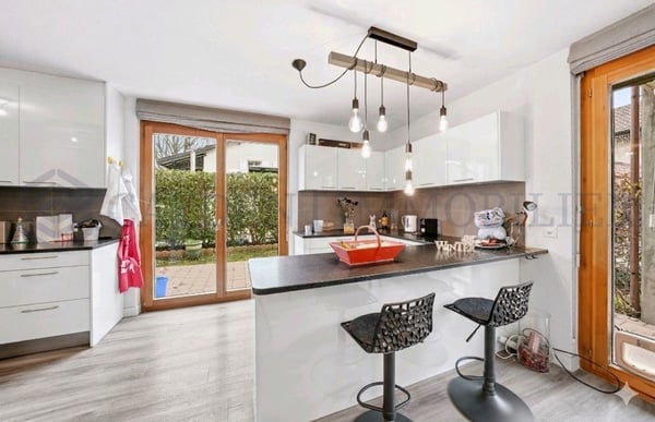 Exclusivité !! vaste 7 Pièces avec jardin 1