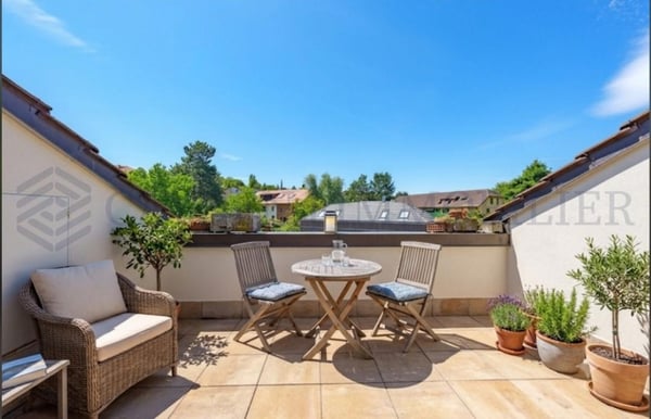 Exclusivité ! Grand 2 pièces duplex en attique - Avantage Casatax 1