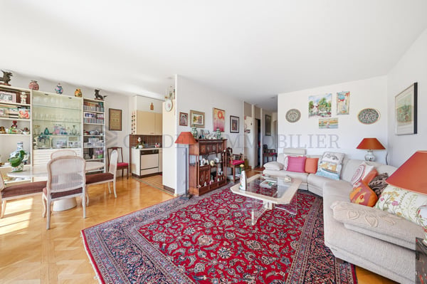 Exclusivité ! Superbe 5 pièces traversant avec vue dégagée ! 4