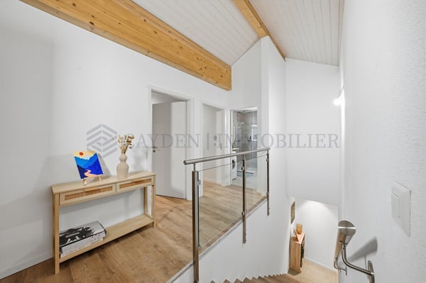 EXCLUSIVITÉ ! Superbe 4.5 pièces en duplex 5
